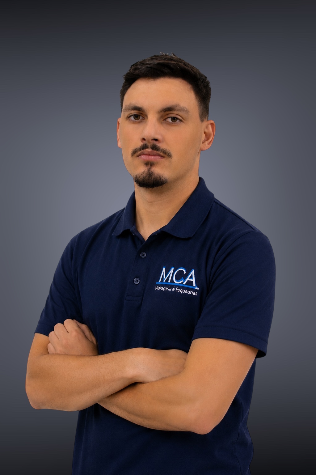 Especialista MCA pronto para atender
